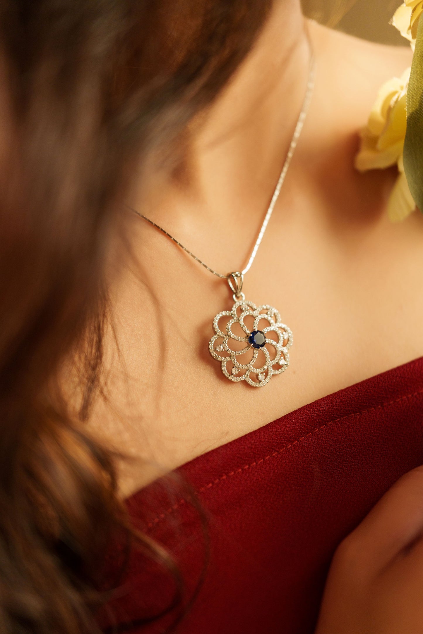 925 Pure Silver Fine Blue Stoned Nectar Pendant Set