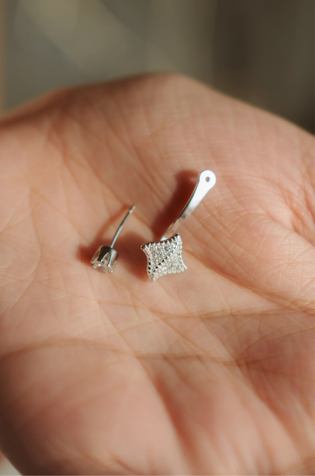 Comet Hanging Earings - Studs