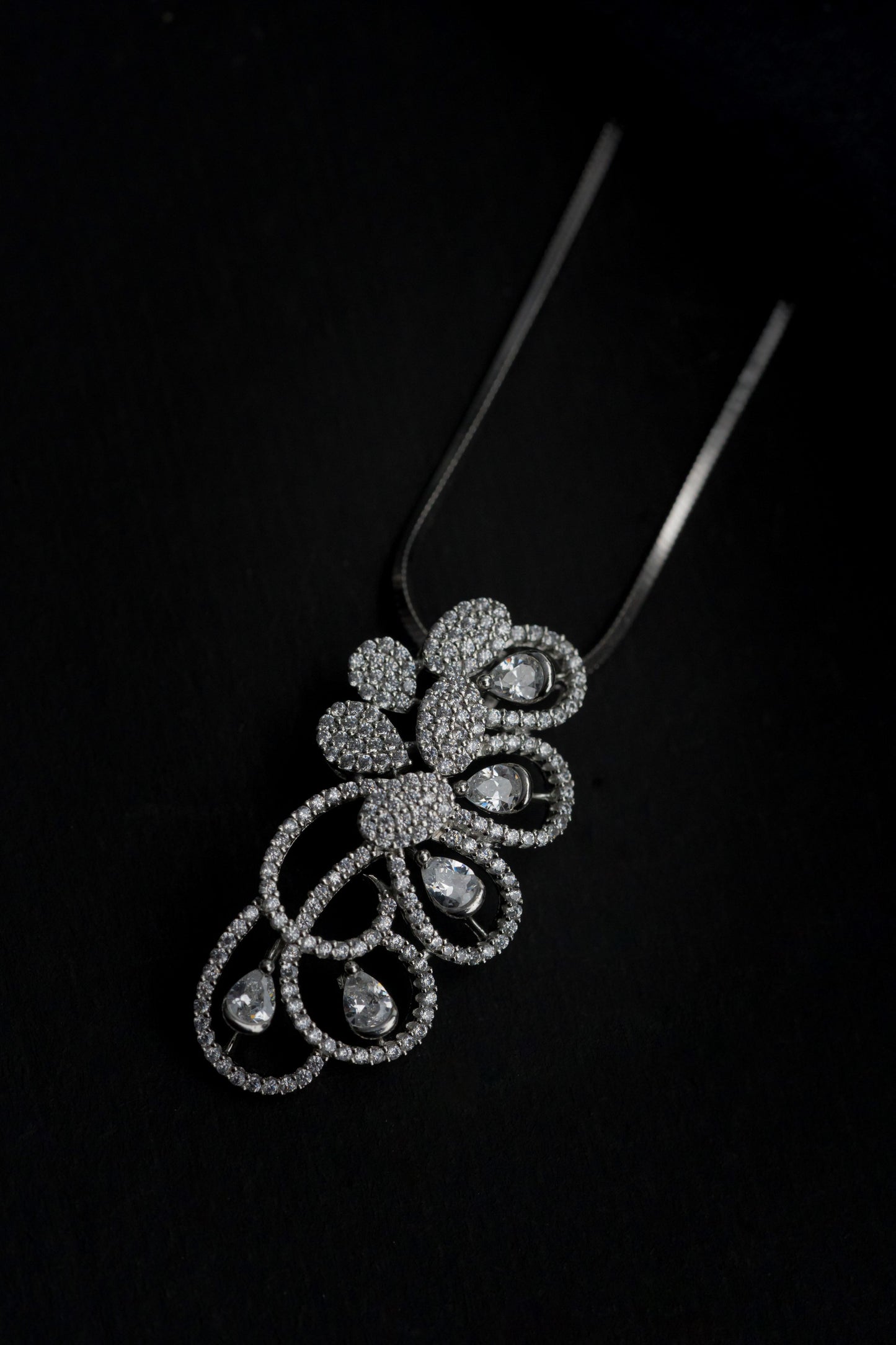 Orchid Pendant Set