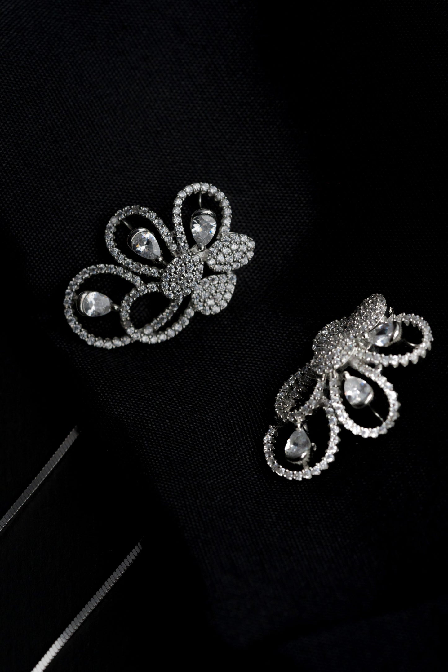Orchid Pendant Set