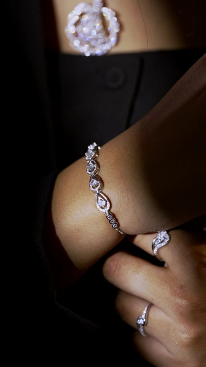 High charm Fine Silver Zircon Bracelet